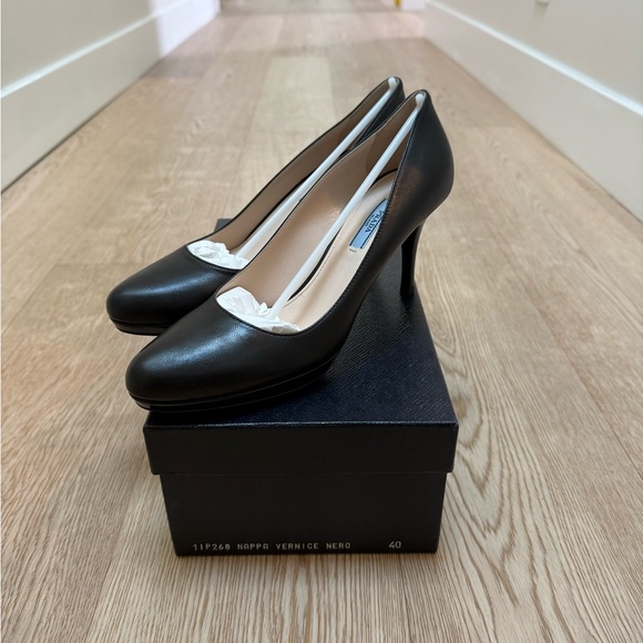 Prada Napa Vernice Nero 1lP268 New With Box Size 40 Authentic!